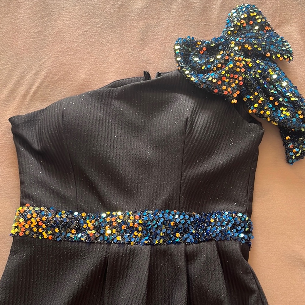 Fancy one shoulder black dress